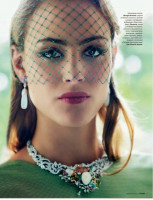 Nora Arnezeder photo #